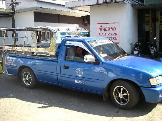 shuttle from Trat's city center, trat busstation to Laem Sok